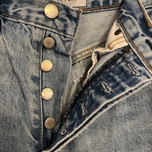 Denim Forum Jeans - Picture 4 of 5